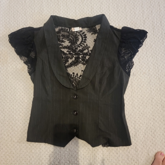 Top - Picture 2 of 3